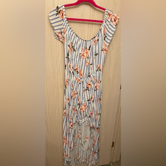 J for Justify Pants - XL High Low Romper - White Floral Print with Light Blue Stripes